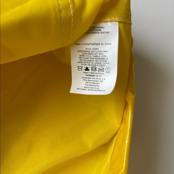 NWT Tory Sport Yellow Rain Coat Rain Jacket Womens Size XS/S Yellow Anorak - Picture 10 of 15